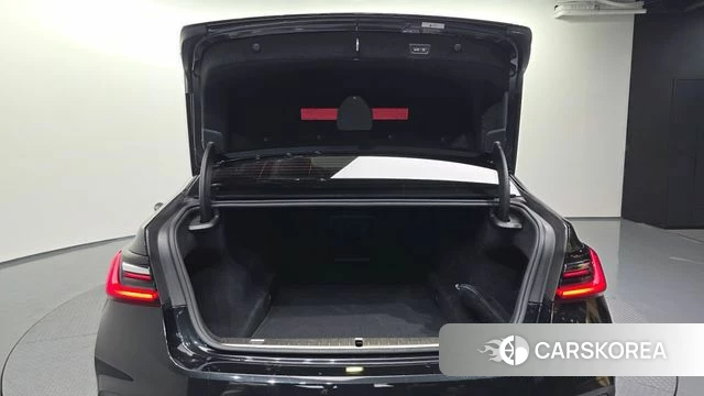 BMW 7 Series (G11) id 3813240 из Кореи 11