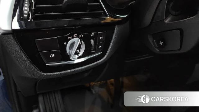 BMW 5 Series (G30) id 4202804 из Кореи 11