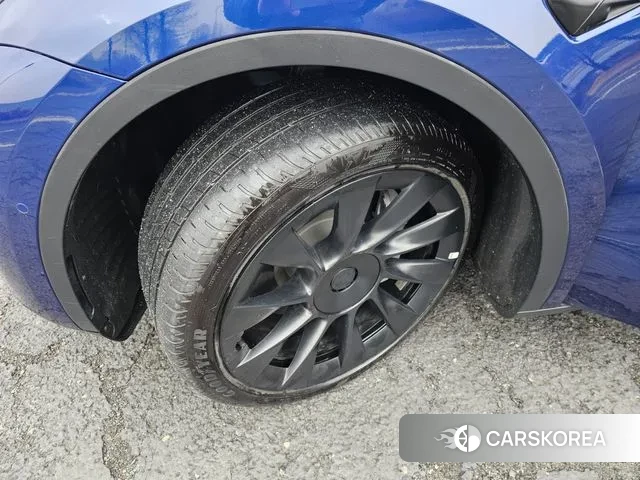 Tesla Model Y id 3680296 из Кореи 11