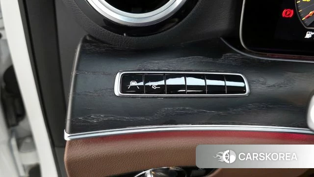 Mercedes-Benz E-Class W213 id 4317884 из Кореи 11