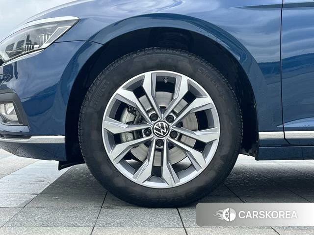 Volkswagen Wei Lan id 4272249 из Китая 11