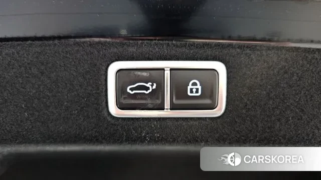 Hyundai Grandeur (GN7) id 3502371 из Кореи 11