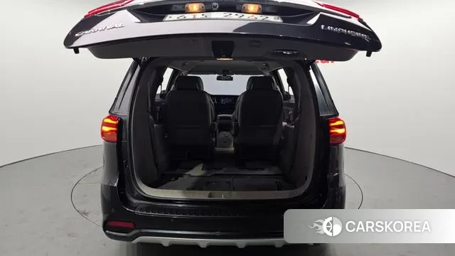 Kia The New Carnival id 3617174 из Кореи 11