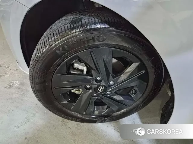 Hyundai Avante (CN7) id 3410948 из Кореи 11