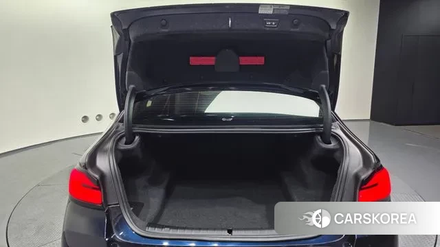 BMW 5 Series (G30) id 3587505 из Кореи 11