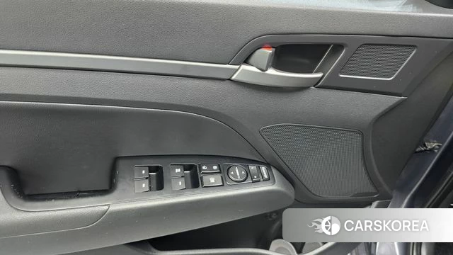 Hyundai Avante AD id 4525986 из Кореи 11