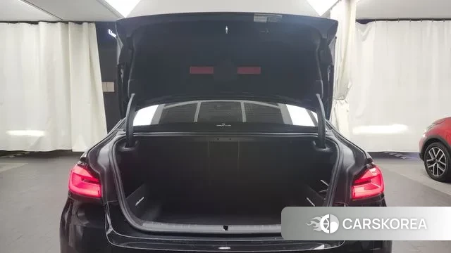 BMW 5 Series (G30) id 3366719 из Кореи 11