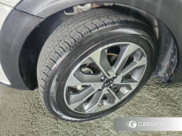Kia Stonic id 4543614 из Кореи 11
