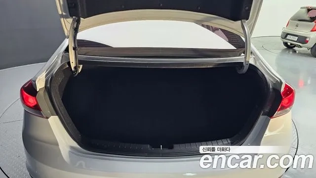 Hyundai Avante AD id 2876820 из Кореи 11