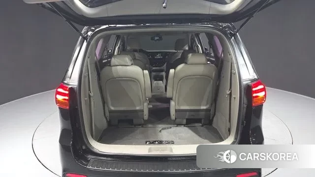 Kia The New Carnival id 3709281 из Кореи 11