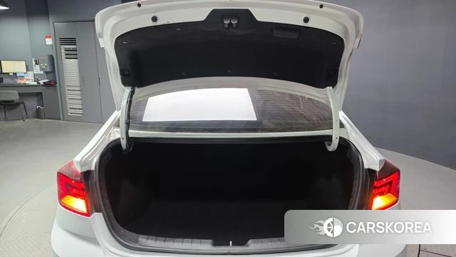 Hyundai The New Avante AD id 3942611 из Кореи 11