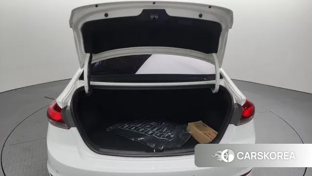 Hyundai Avante AD id 3460138 из Кореи 11