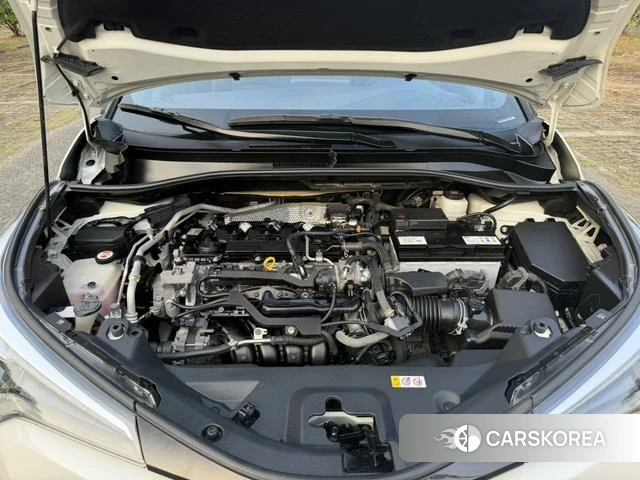 Toyota C-HR id 3896189 из Китая 11