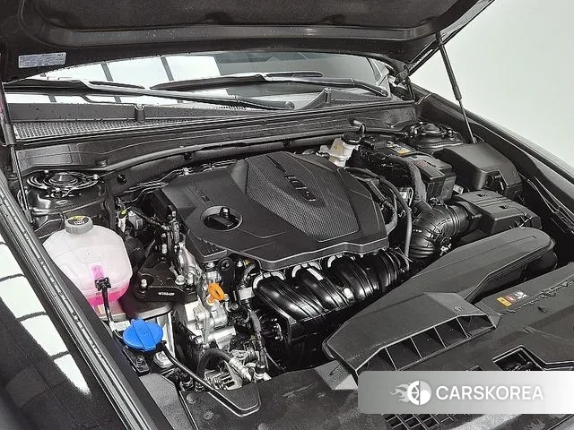 Hyundai Grandeur (GN7) id 3404975 из Кореи 11