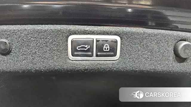 Hyundai Grandeur Hybrid (GN7) id 3615139 из Кореи 11