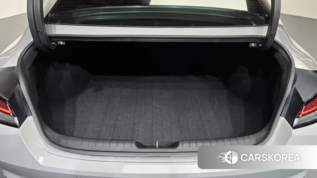 Hyundai Avante Hybrid (CN7) id 3611266 из Кореи 11