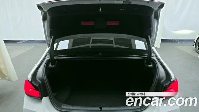 BMW 5 Series (G30) id 2678069 из Кореи 11