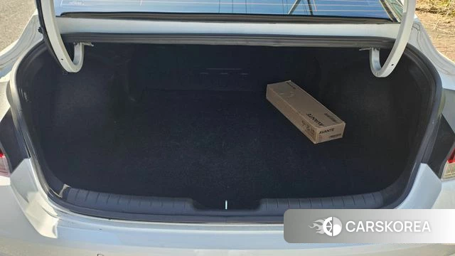 Hyundai Avante (CN7) id 3923279 из Кореи 11