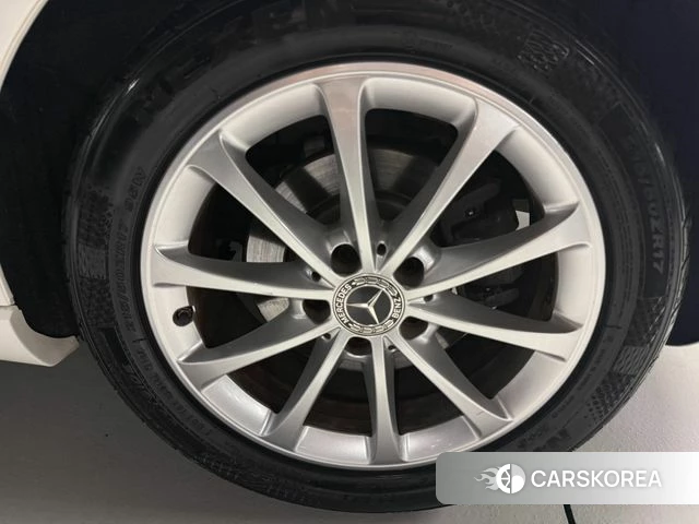 Mercedes-Benz A-Class W177 id 4542790 из Кореи 11
