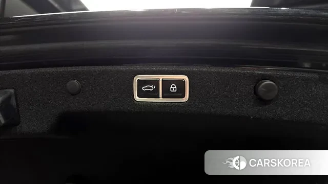 Hyundai Grandeur Hybrid (GN7) id 3745922 из Кореи 11