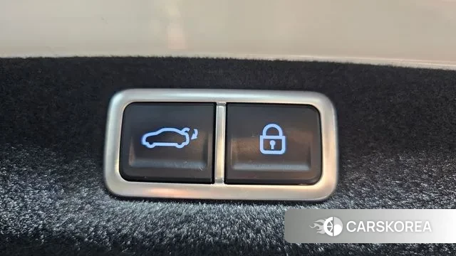 Hyundai Grandeur Hybrid (GN7) id 3751911 из Кореи 11