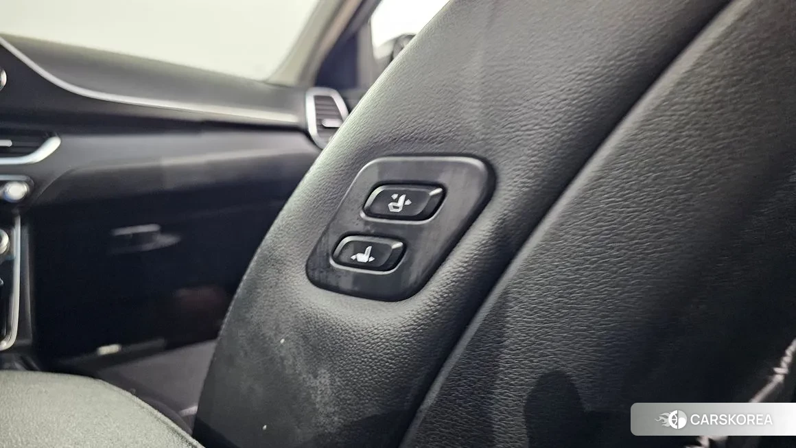 Hyundai Grandeur IG Hybrid id 1604622 из Кореи 11