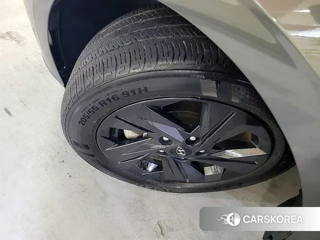 Hyundai Avante (CN7) id 3705766 из Кореи 11