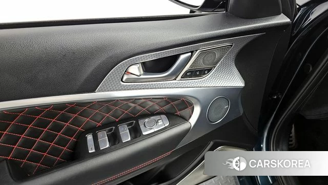 Genesis The New G70 id 4019453 из Кореи 11