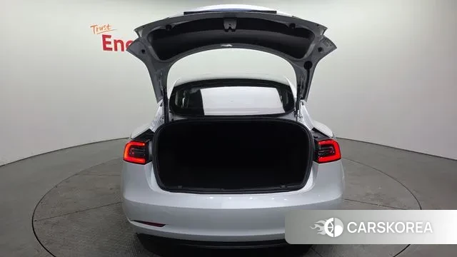 Tesla Model 3 id 3740976 из Кореи 11