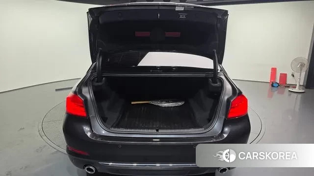 BMW 5 Series (G30) id 3464944 из Кореи 11