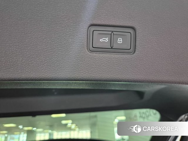 Audi Q8 (4M) id 4634893 из Кореи 11