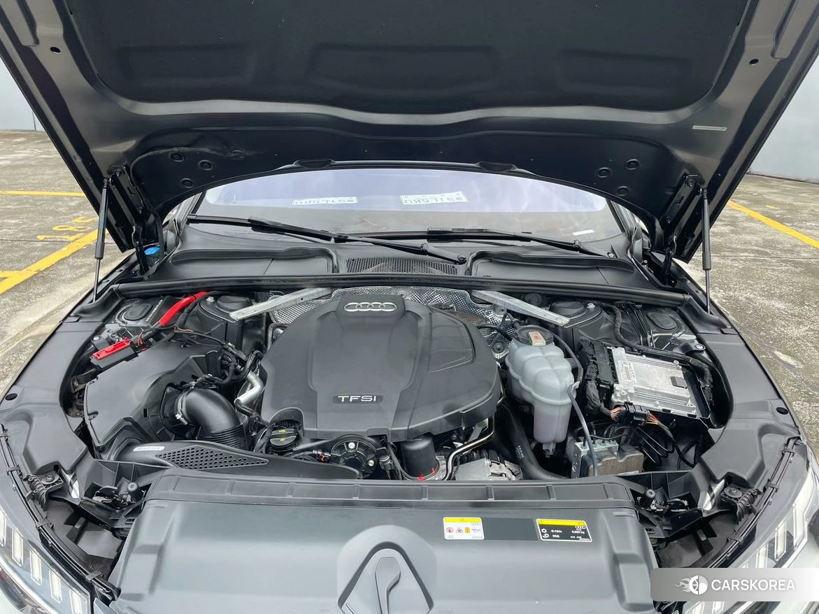 Audi A4L id 4512827 из Китая 11