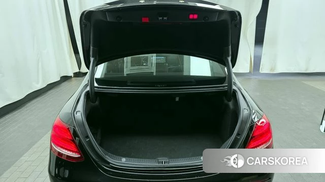Mercedes-Benz E-Class W213 id 3807713 из Кореи 11