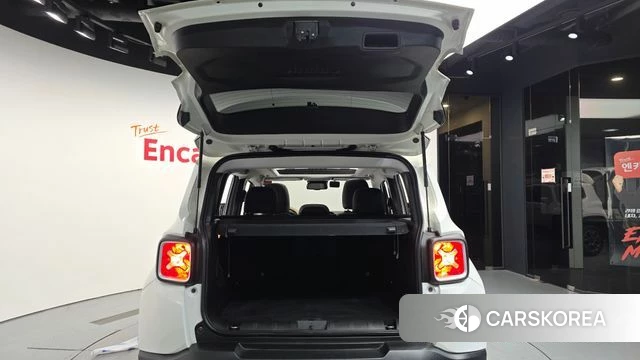 Jeep Renegade id 4430296 из Кореи 11