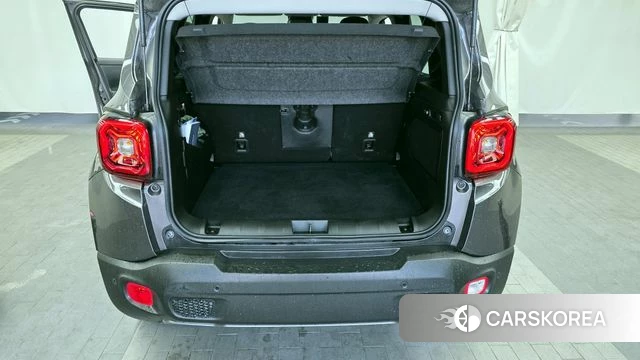 Jeep Renegade id 3892573 из Кореи 11