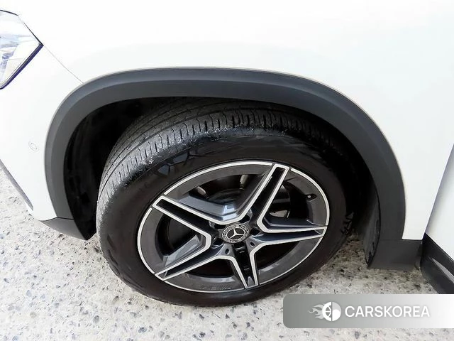 Mercedes-Benz GLA - Class H247 id 3820015 из Кореи 11