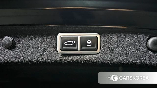 Hyundai Grandeur (GN7) id 3870944 из Кореи 11