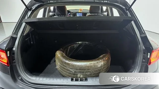 Kia Stonic id 3510025 из Кореи 11