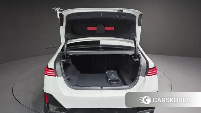 BMW 5 Series (G60) id 3512056 из Кореи 11