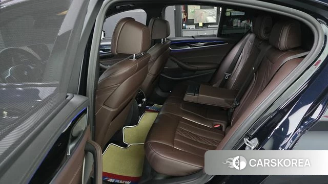 BMW 5 Series (G30) id 3871777 из Кореи 11