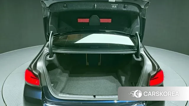 BMW 5 Series (G30) id 3597368 из Кореи 11