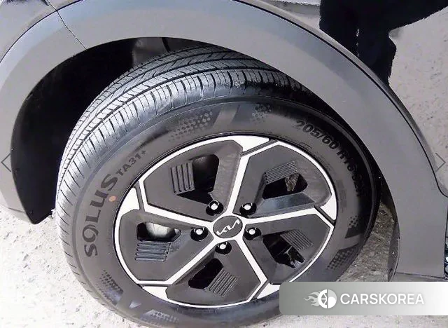 Kia Di Ol Nu Niro id 3453130 из Кореи 11