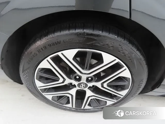 Hyundai Grandeur (GN7) id 3675369 из Кореи 11