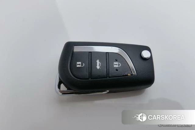 Toyota Corolla id 4274008 из Китая 11