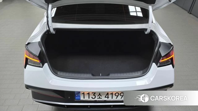 Hyundai The New Avante (CN7) id 4414579 из Кореи 11