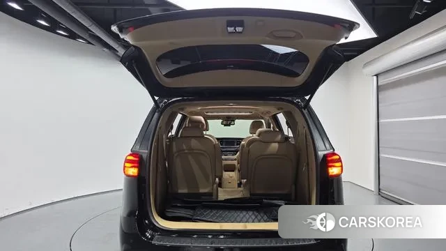 Kia The New Carnival id 3568666 из Кореи 11