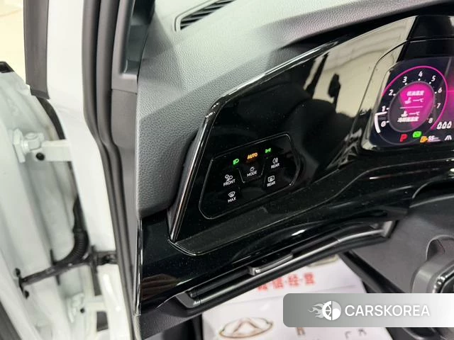Volkswagen Golf id 4256086 из Китая 11
