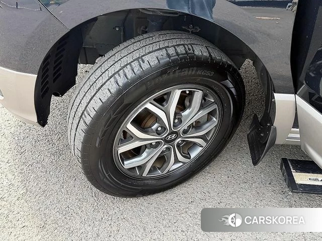 Hyundai The New Grand Starex id 4402927 из Кореи 11