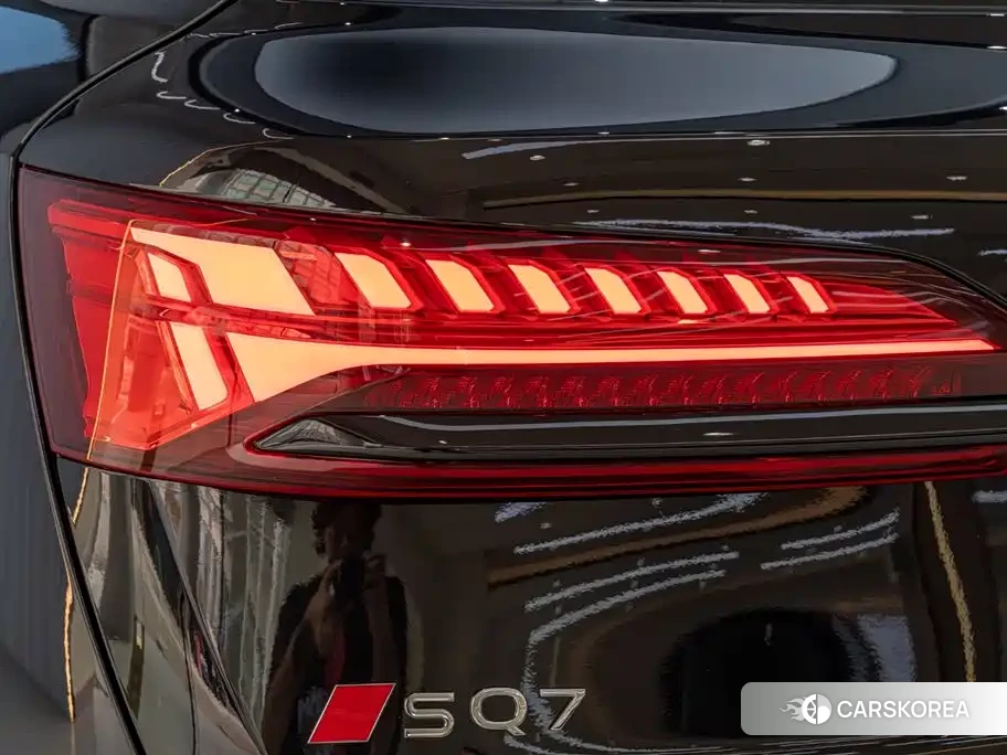 Audi Q7 id 4607200 из Китая 11
