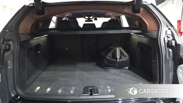 BMW XM (G09) id 3353916 из Кореи 11